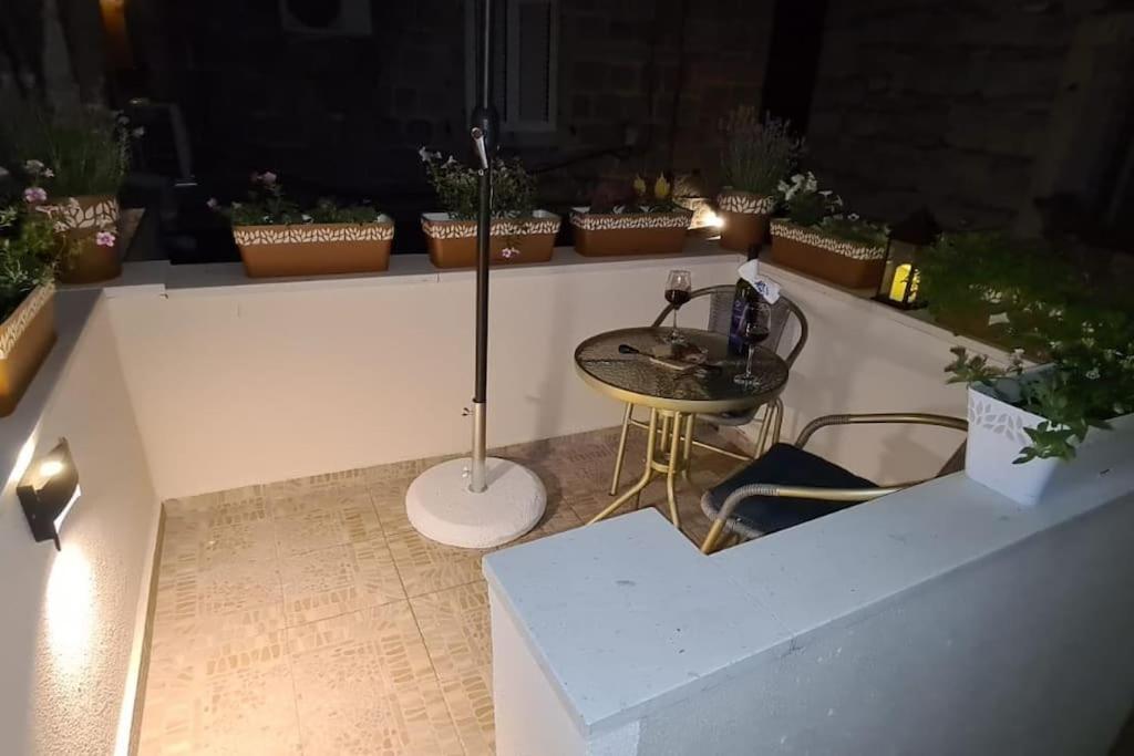 Diva 1,Stylish Old Town Studio Apartment Near Beach Spalato Esterno foto