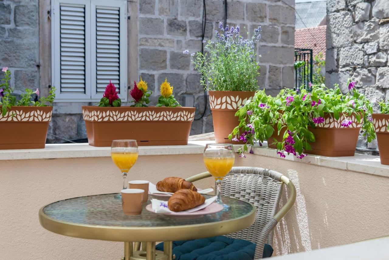 Diva 1,Stylish Old Town Studio Apartment Near Beach Spalato Esterno foto